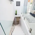 Апартаменты Hidden Apartments City Center By Adex Travel Задар