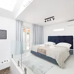 Апартаменты Hidden Apartments City Center By Adex Travel *