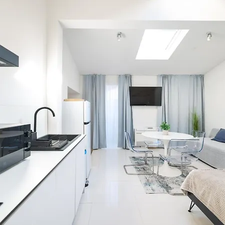 Hidden In The Center *