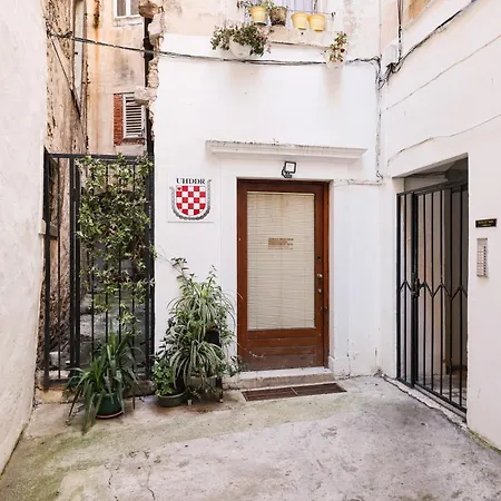 Hidden In The Center Zadar